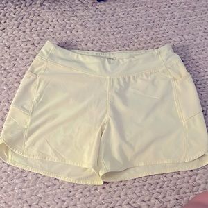 Athleta record breaker shorts in lime